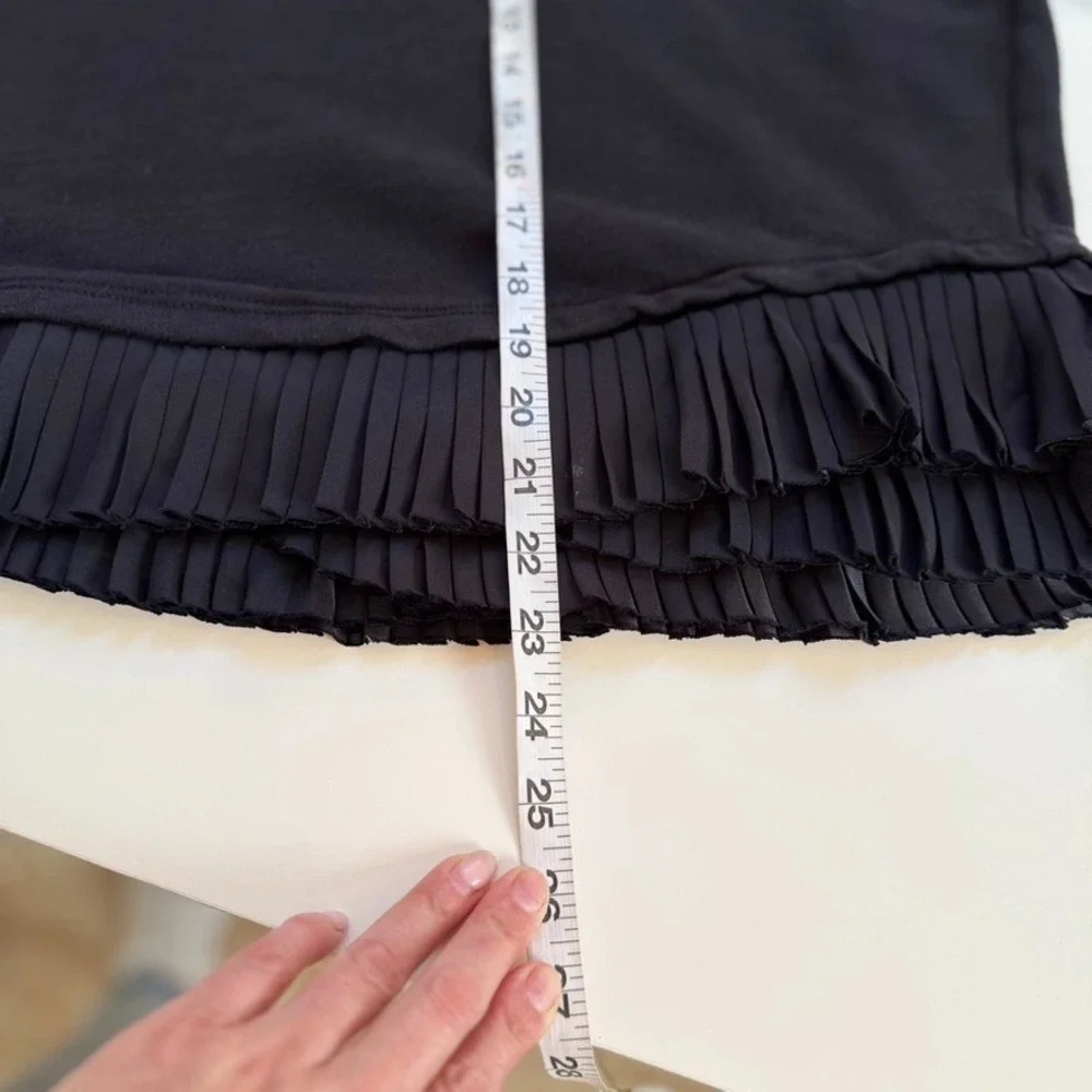 J.Crew Black‎ Pleated Hem Long Sleeve Top Sweatshirt Women's Size M